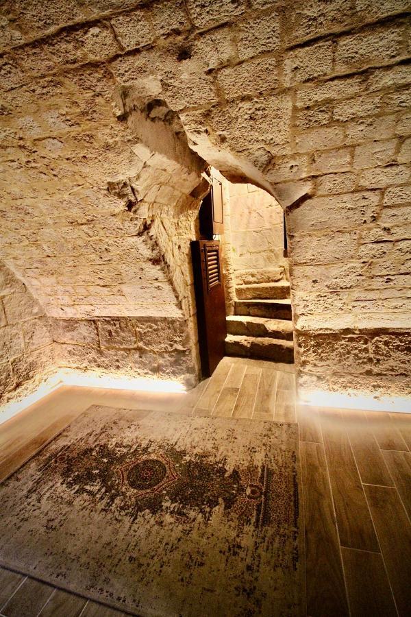 Gaalor***** - Jacuzzi & Sauna A