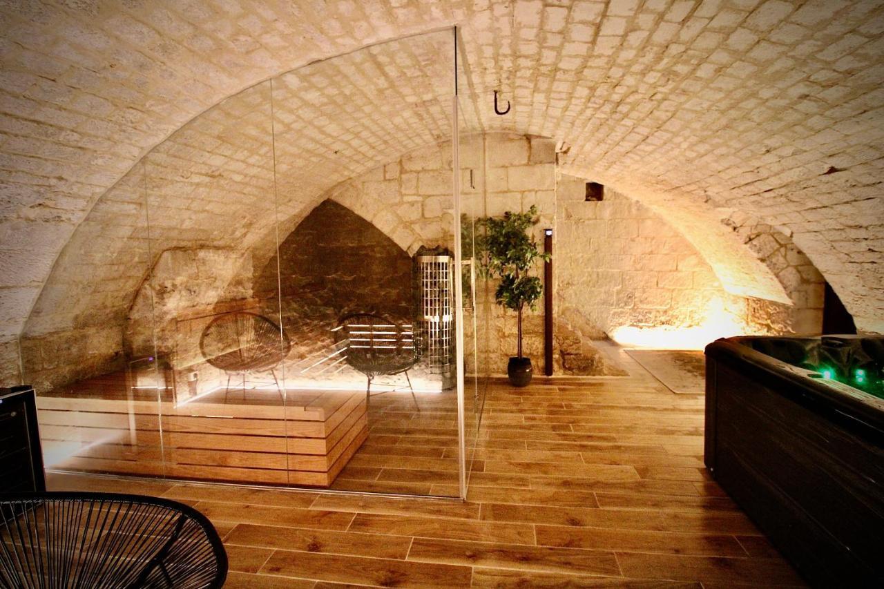 Gaalor***** - Jacuzzi & Sauna A * Rouen